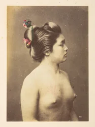 [Japonês] Meninas tomando banho, Retrato de perfil direito de meia altura de uma jovem nua,  Fotógrafo: Desconhecido  Coleção Lucas: Registro fotográfico da turnê mundial de Charles James e Morton P, Lucas
