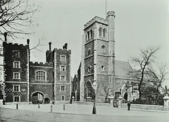 Palácio de Lambeth Igreja de Santa Maria, Lambeth Palace Road: porta de entrada e Igreja de Santa Maria, 1890