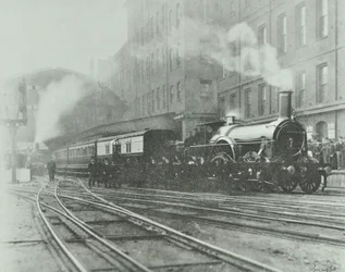 Último trem de bitola larga saindo da estação de Paddington, 1892
