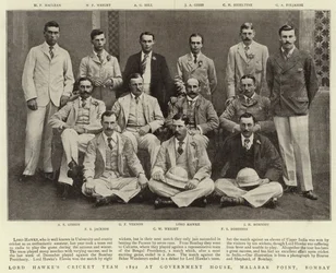 Lord Hawkes Cricket Team 1892 no Palácio do Governo, Malabar Point, Bombaim