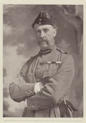 O Major-General Neville Gerald Lyttelton, comandante da 4ª Brigada na África do Sul, o Primeiro General a cruzar o Tugela