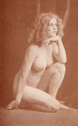 Arte nudista: Cynthia (fotografia a preto e branco)