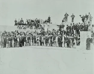 Esgoto do emissário do sul, Crossness: dignitários no local, 1865