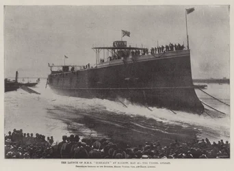 O lançamento do HMS Euryalus em Barrow, 20 de maio, o navio afloat