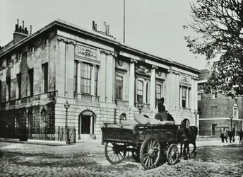 Casa da Trindade, Praça da Trindade, Cidade de Londres, 1890