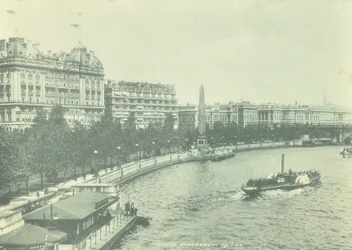 Victoria Embankment, Westminster LB: olhando para o norte a partir da Hungerford Bridge, 1895
