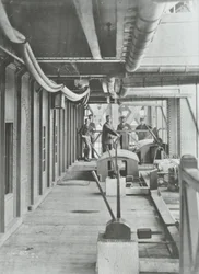 Balsa de Woolwich: plataforma de alavanca hydrautic do pontão do norte, 1896