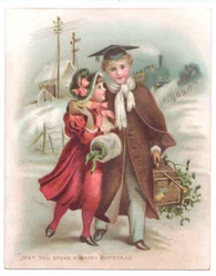 Um cartão de Natal vitoriano de um rapaz que usa uma placa de argamassa com o braço à volta de uma rapariga a caminhar na neve, c.1880 (cor litho)