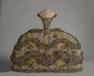 Boneca da moda de Mântua
