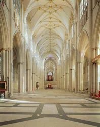 Vista interior da nave, 1291-c.1345