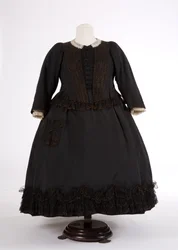 Vestido da rainha Victorias, década de 1890 (seda e rede)