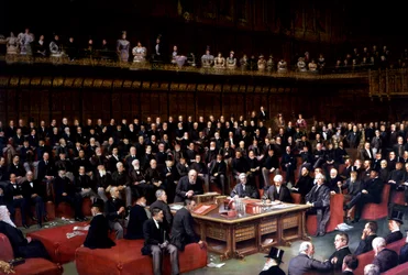 O Senhor Chanceler prestes a colocar a questão no debate sobre o governo local na Câmara dos Lordes, 1893
