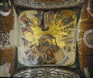 A jovem Virgem é conduzida ao Templo pelos seus pais ...