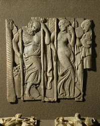 Thiasos, uma procissão bacanal com Sileno e Maenads dançantes ...
