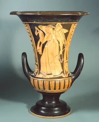 Calyx-krater (vaso grande) do Pintor Berkeley que retrata um espírito alado. Cerâmica com algarismos vermelhos. Civilização Etrusca, Século IV a.C.