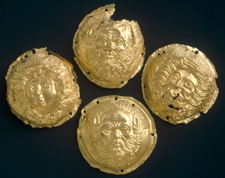 Tachas de ouro, de Todi (Umbria). Civilização etrusca, século IV a.C.
