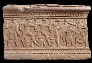 Alívio com uma raça de atletas de um marco de mármore de Chiusi, Itália, Século VI a.C.