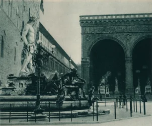 Fonte de Netuno por Bartolomeo Ammanati e a Loggia dei Lanzi, Florença, Itália, 1927
