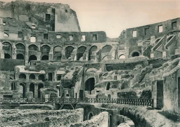 Interior do Coliseu, Roma, Itália, 1927