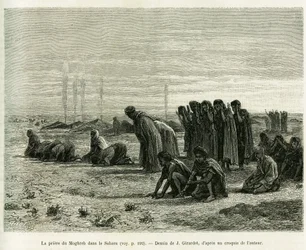 A oração do Magrebe no Sara. Gravura de J. Girardet, para ilustrar o relato Cinco meses entre os mouros nómadas do Sara Ocidental, de Camille Douls, 1887, em Le Tour du monde 1888, sob a direcção de Édouard Charton (1807-1890), Hachette, Paris