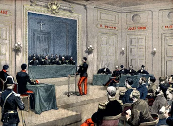 Capitão Alfred Dreyfus em frente ao Conselho de Guerra