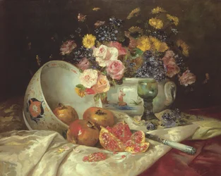 Ainda vida de flores em um vaso chinês com romãs