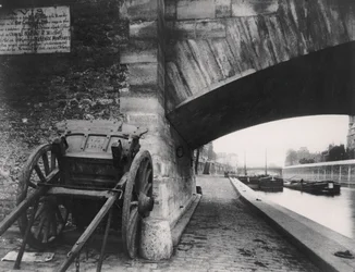 Ponte do Arcebispo, na esquina de Quai de la Tournelle, Paris, 1911