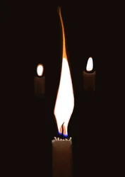 Três velas (arte digital)