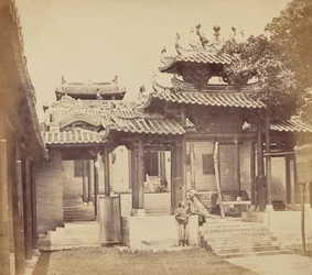 Entrada para o Templo dos Cinco Gênios, Cantão, abril de 1860