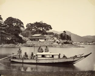 [Junk japonês no canal, em Nagasaki]