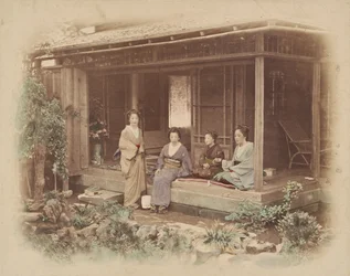Mulheres japonesas numa casa particular