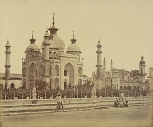 Mesquita em Hussainabad Imambara