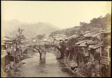 Ponte de pedra em Nagasaki