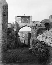O arco Ecce Homo sobre a Via Dolorosa em Jerusalém, 1857