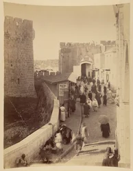 Interior da Porta de Jafa em Jerusalém