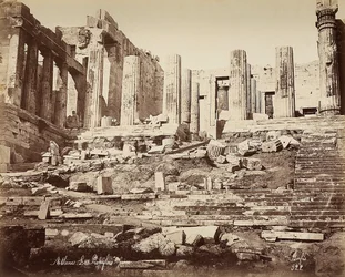 A propiléia da acrópole em Atenas
