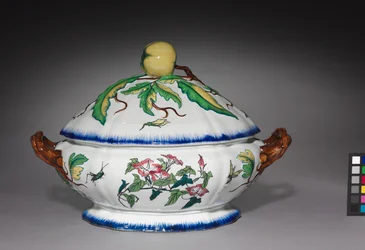 Terrina, feita pela Fábrica Creil, c.1870
