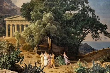 Um Tmeple Doric com Castelmola e Taormina como pano de fundo