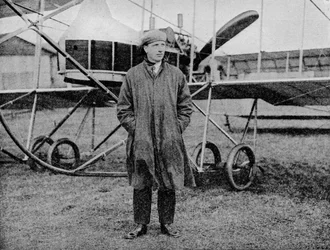 Corrida aérea Londres-Manchester: o Sr. Jack Alcock e o seu biplano Maurice Farman, 1914 1934