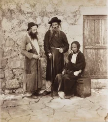 Retrato de três homens judeus em Jerusalém