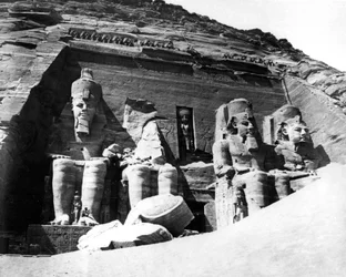 O templo de Abu Simbel, Nubia, Egito, 1878