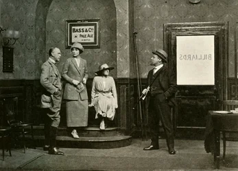 No leilão, 1920, 1928.