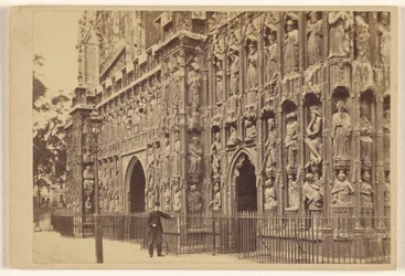 [Uma catedral, possivelmente a de Exeter]