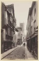 Dartmouth, Rua Foss