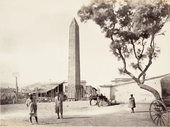 Obelisco Egípcio, Agulha de Cleópatra, em Alexandria, Egito, ca. 1870.