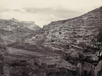 Monte Moriá, Jerusalém, do Poço de En Rogel, ca. 1857.