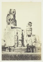 As estátuas de Memnon, planície de Tebas, 1857.
