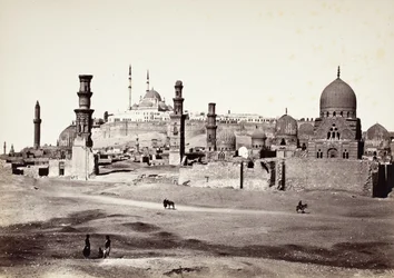 Túmulos no cemitério do sul, Cairo