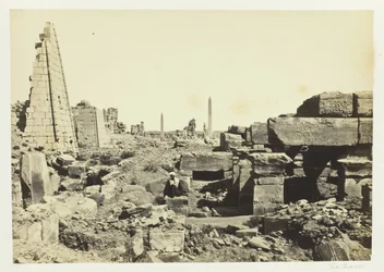 Vista em Karnac, do Pilão de Granito, 1857.