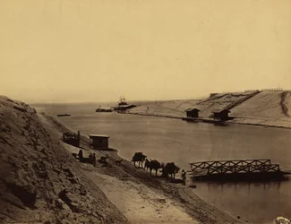Lago Timsah, Suez de frente para o chalé